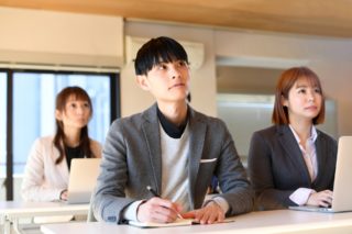 インフルエンサー育成講師をご紹介します